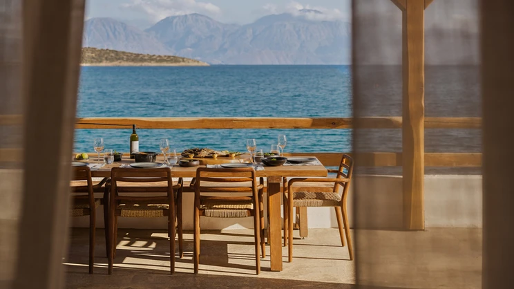 Minos Beach Art Hotel